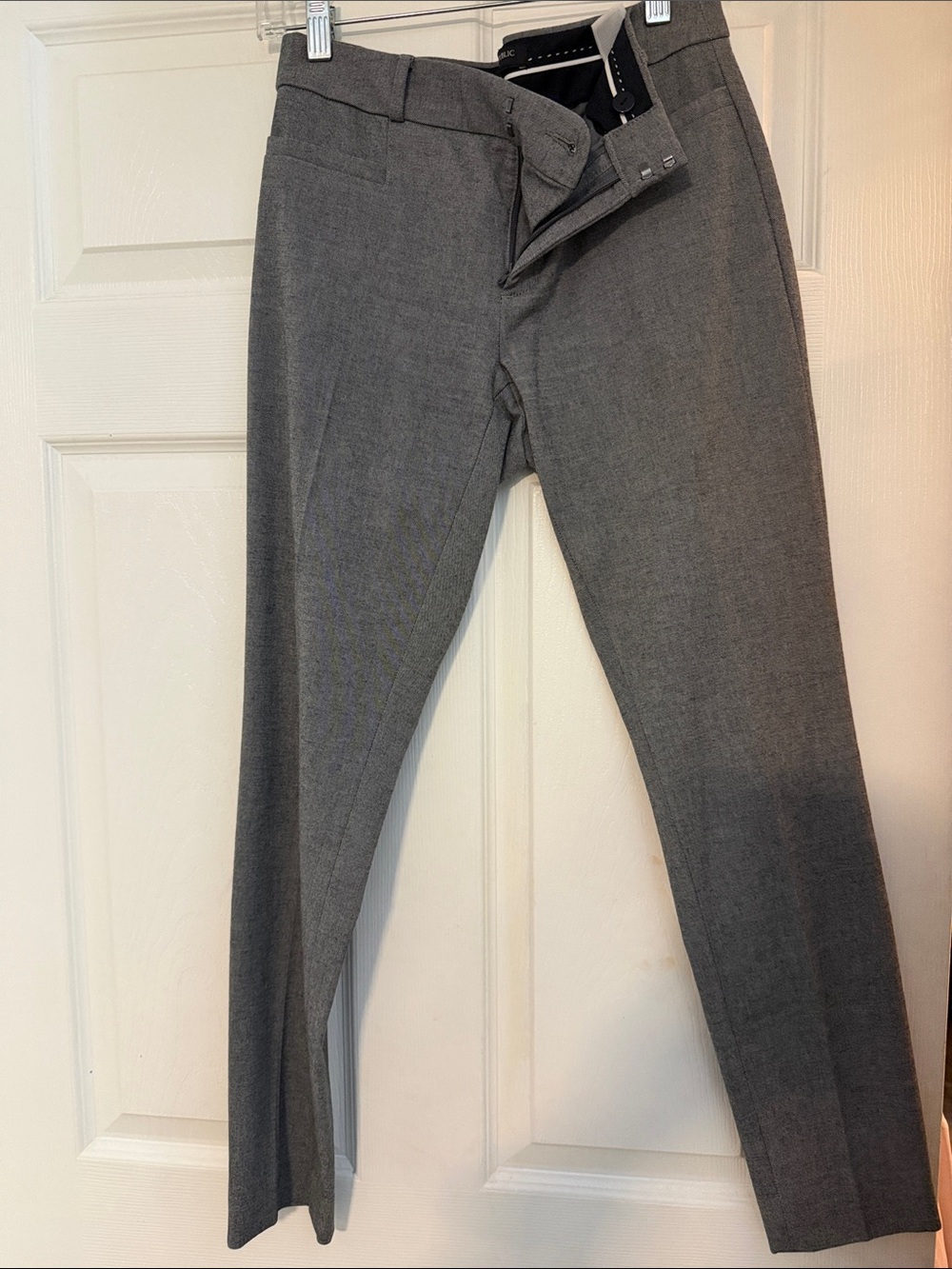 Banana Republic Gray Cropped Dress Pants